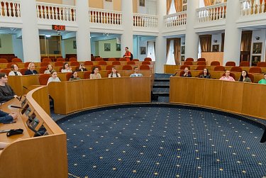 Студенты ОГУ побывали «в сердце» Дома Советов